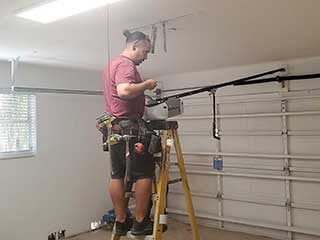Garage Door Openers Repair Near Me | Oviedo FL